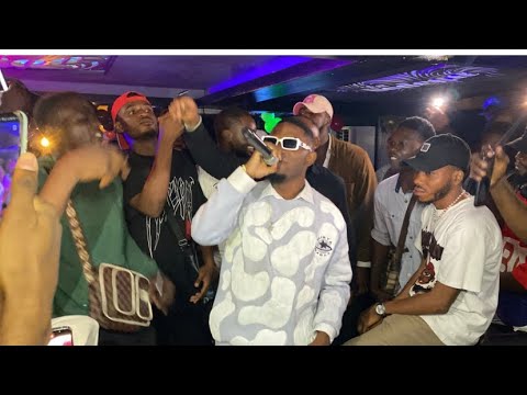 King Arthur fait un show de malade à the new generation show ; trap mboa god