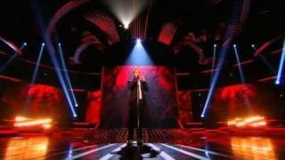 Matt Cardle sings Bleeding Love - The X Factor Live show 4 (Full Version)