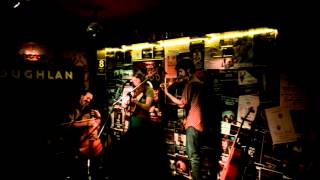 Sarah Jarosz live in Coughlans