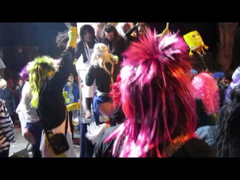 Mascherata I Casalinghi - LAVO IL CESS by Gengi e i Suoi Vizzi