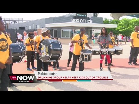 Milwaukee drum group gives back beyond Summerfest