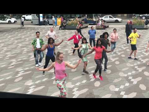 Dance in Transit Vancouver August 16/19 VAG North Plaza