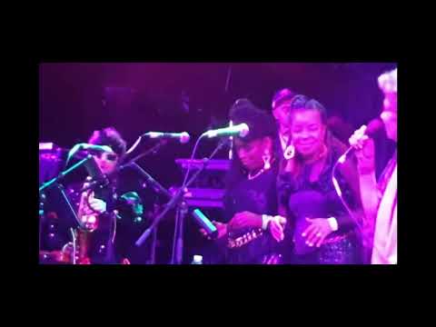 Sarah Tobias Sax Solo with Susan Cadogan