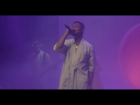 Chiké - Nwoke Oma (Live at Madestics)