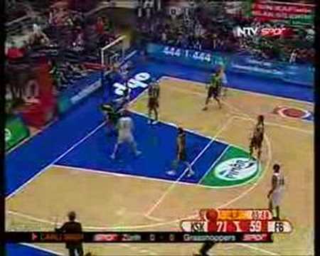 Quinton Hosley'den harika bir smaç