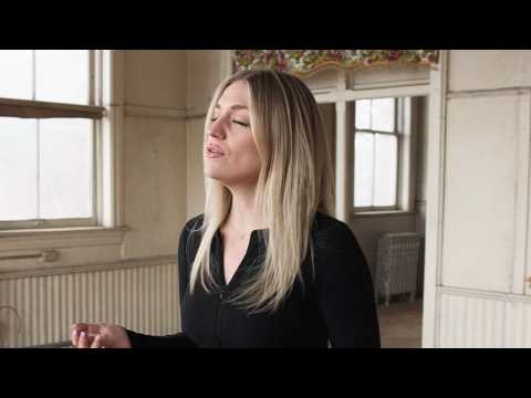 the King will come - rest in Me (official lyric video)