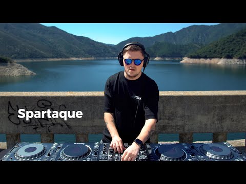 Spartaque - Live @ Radio Intense, Susqueda Basement, Spain 15.4.2022 / Techno DJ Mix 4K