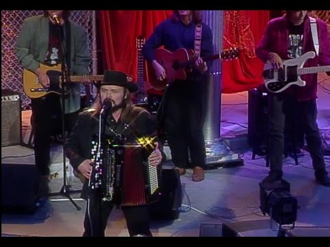 Terje Tysland  framfører Åge Aleksandersens 'Norge, mitt Norge!'