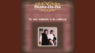 Kadr z teledysku Corazón de plástico tekst piosenki Shaba Da-ba