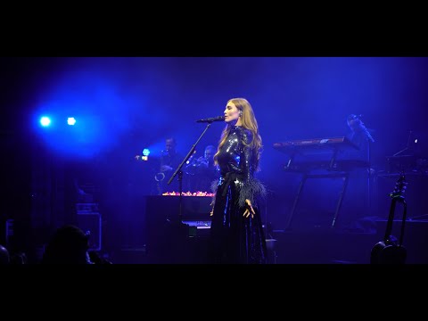 Video thumbnail for Weekends (Live at Apollo)