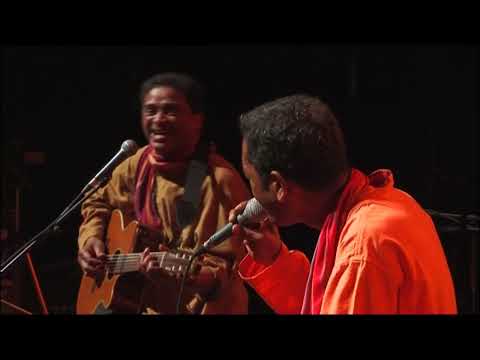 EMBONA SY HANINA Mahaleo Live @ Olympia