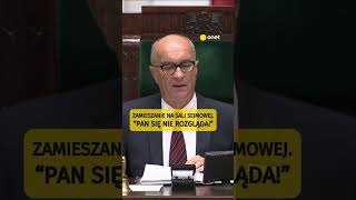 ZAMIESZANIE NA SALI SEJMOWEJ. “PAN SIĘ NIE ROZGLĄDA!” | Onet