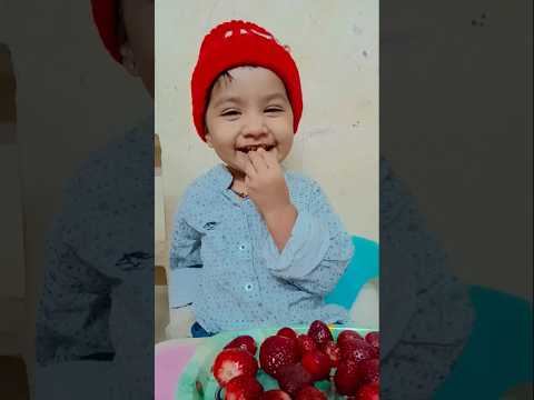 Eating food😍😍 #mickeymouse #candy #satisfying #oddlysatisfying #chocolate #cutebeats #funny