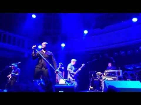 Seal & Trevor Horn Band - Slave To The Rhythm live at Paradiso, Amsterdam [July 13, 2015]