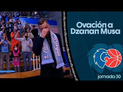 La ovación más emotiva de Dzanan Musa