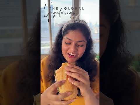 The Perfect Veggie Sandwich for Summer that you NEED to try! #food #sandwich