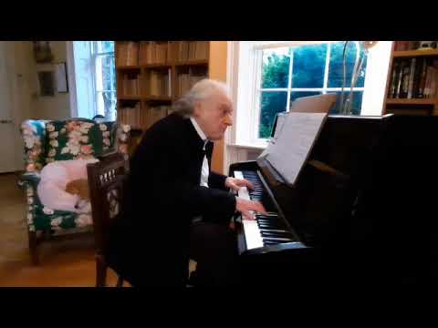 Hollywood Theme   Carl Davis   SD 480p