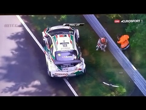 FULL Crash Tiago Monteiro @ WTCC Nürburgring 2016