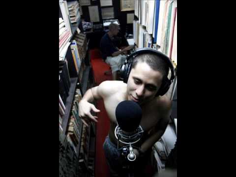 Facil- Canserbero (Feat. BongoYeyo Zion TPL)
