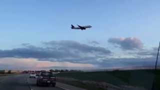 preview picture of video 'Plane landing at Leduc International Airport Edmonton'