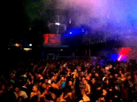 DJ James Anthony LIVE @ Club Bleu/All Together Mexico City NYE 2011 (4)