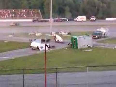 Trailer Racing Figure 8