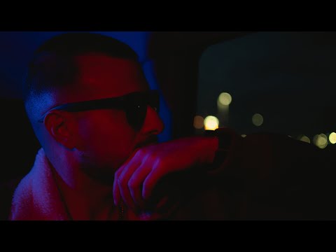 Ivan R - LADY (Videoclip Oficial) Prod. Issy