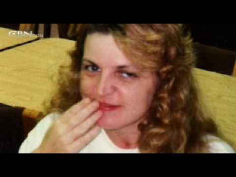 Julie Papievis: To Heaven and Back - CBN.com