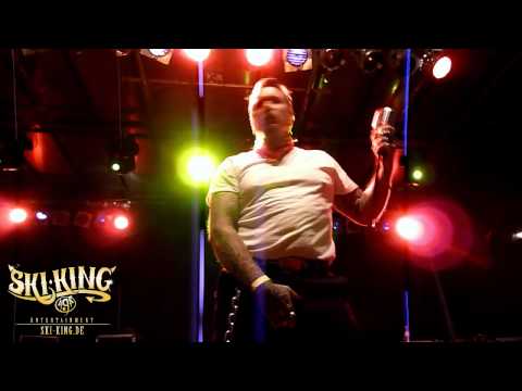 Ski King sings - Ring of Fire