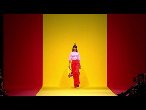 Patriotic flavour to Agatha Ruiz de la Prada's fashion show