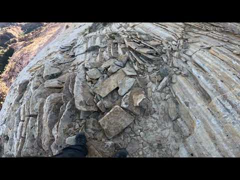 GX010021 view over the shoulder of North Guardian Angel