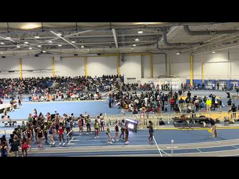 MO Girls 4x200m Heat 3