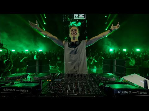 Armin van Buuren feat. Christian Burns - This Light Between Us (Roman Messer & Somnia Remix)