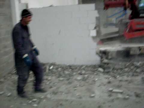 nelu din bratulesti rupe tot.AVI