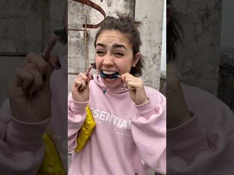 WHEN YOU FIND YOUR DENTIST ON THE STREET🤣