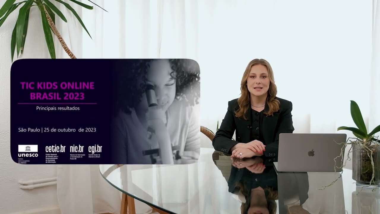 Capa do vídeo de apresentação do curso Infância e Telas