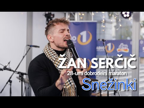 Žan Serčič nam je pričaral sneg s pesmijo Snežinki