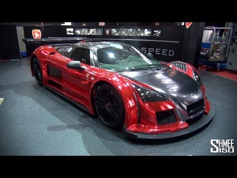 NAHAUFNAHME: Der rotverchromte Gumpert Apollo S in Genf 2014
