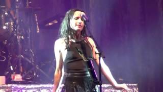 The Corrs Belsonic Belfast Part 4 Kiss of life Dreams never loved you anyway So young Toss Feathers