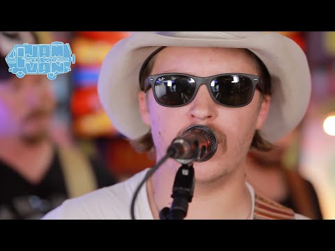 MIKE & THE MOONPIES - "Steak Night At The Prairie Rose" (Live at JITV HQ in Los Angeles, CA 2018)