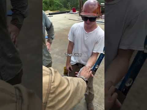 And a slice of pizza...🥲📸 kenny.steww#fifo #mining #australia #mininglife #bluecollar #trade #trades