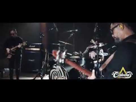 COKELAT BAND JAUH aiu Ratna