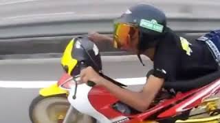 Download lagu Mat rempit joget mp3