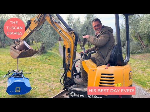 HIS DREAM COMES TRUE - IT'S DIGGER TIME!
