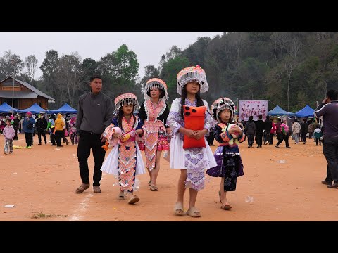 Joining the Family at the Highland Fair, Buying Corn to Stock Up for Livestock | Family Farm 
