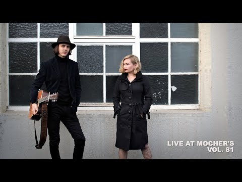 Live at Mocher's  Vol. 81: Pauline & Aleksi and Band