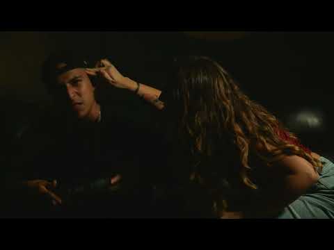 Solitario Mondragon - Un Desamor, De Amor Propio (Video oficial)