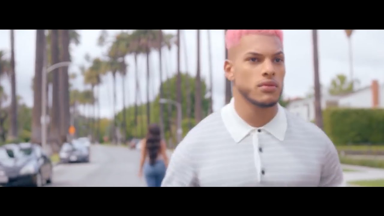 Le M — Lové