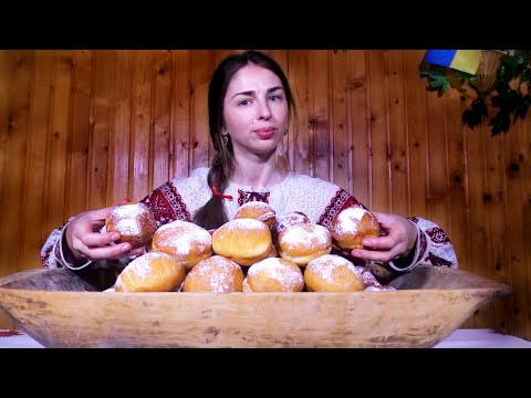 Girl is cooking DONUTS in winter village. Ukrainian food and Ukrainian country life vlog