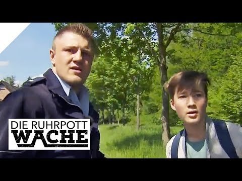 , title : 'Junge (14) auf Schulweg verfolgt: Rettet das Kind! | #Smoliksamstag | Die Ruhrpottwache | SAT.1 TV'